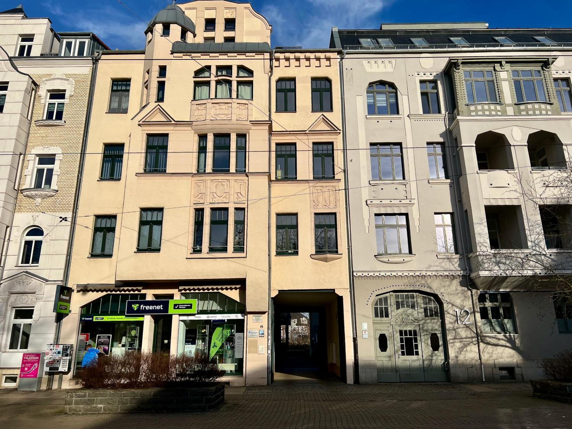 Edler Wohnraum Luxurioeses Studio Im Zentrum Mit Balkon, Kaffeevollautomat, Klima & Parkplatz Zwickau Luaran gambar